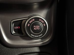 Suzuki Vitara bild 13