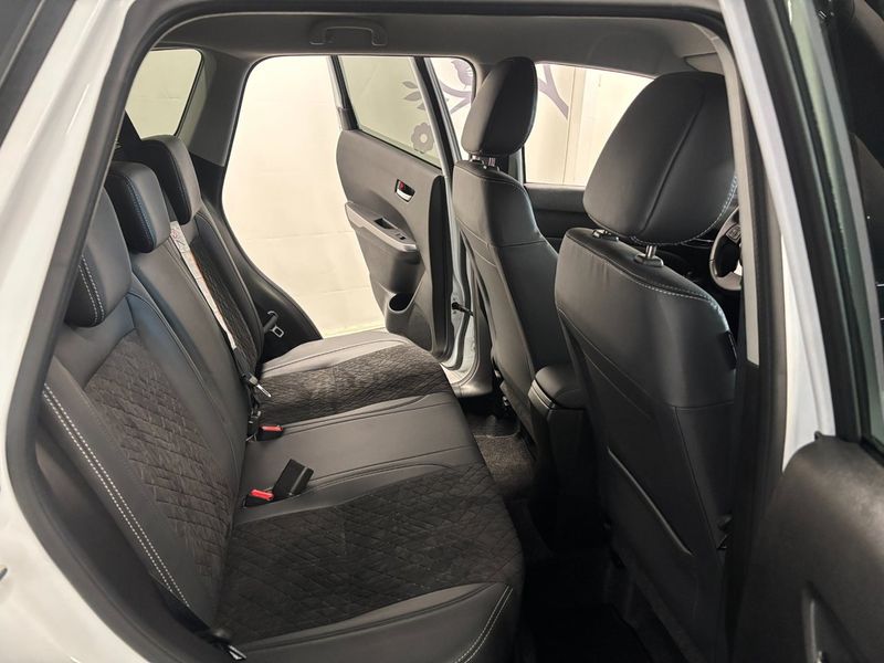 Suzuki Vitara bild 8