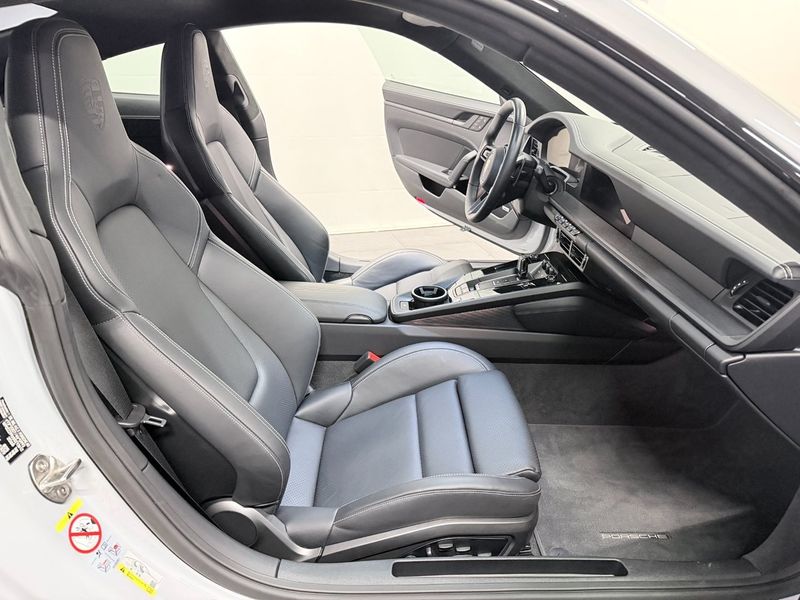 Porsche 992 bild 8