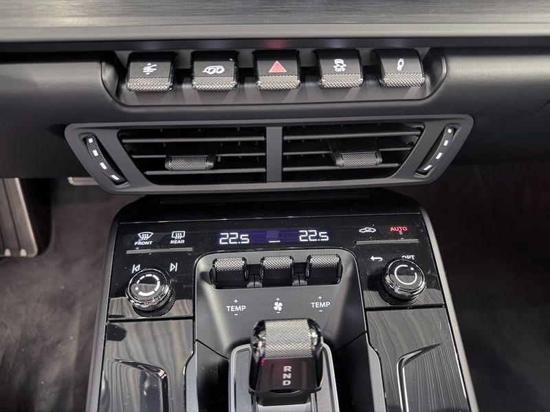 Porsche 992 bild 16