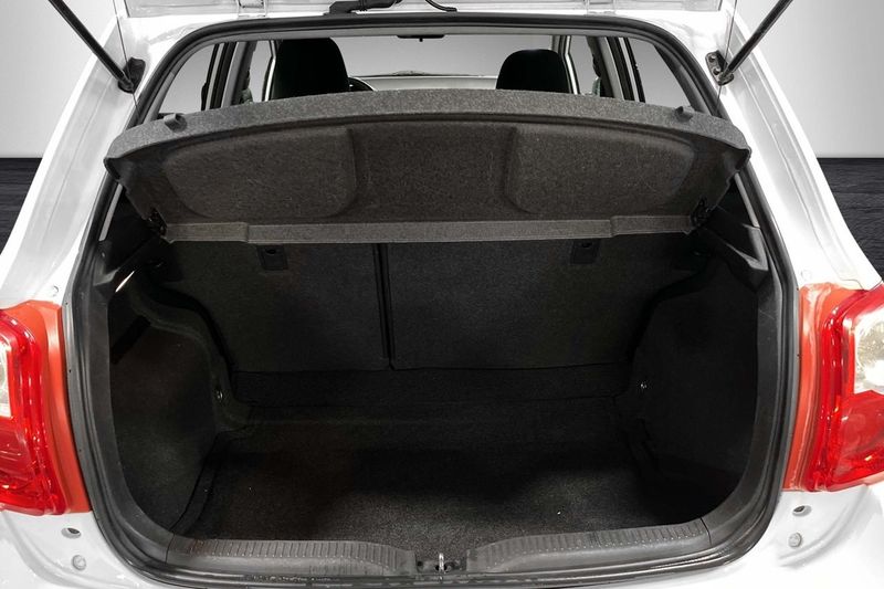 Toyota Auris bild 17