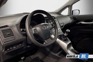 Toyota Auris bild 9
