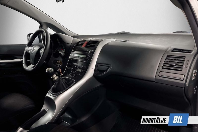 Toyota Auris bild 11