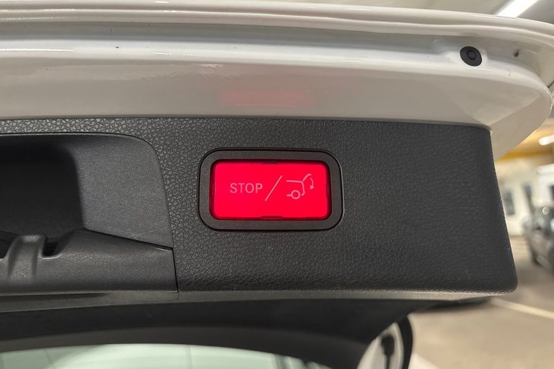 Mercedes E220 bild 24
