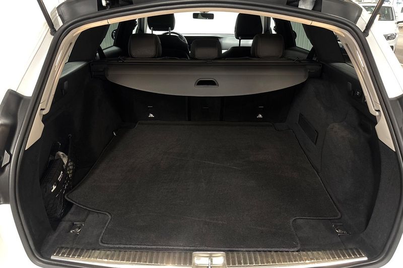 Mercedes E220 bild 23