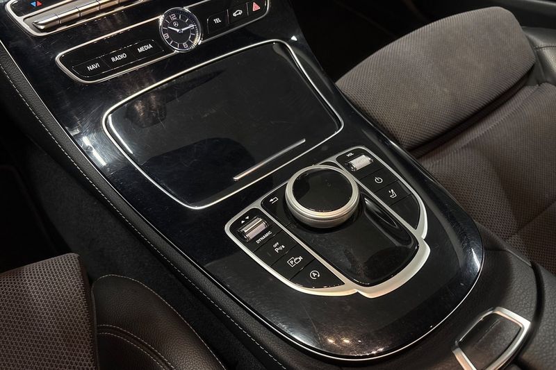 Mercedes E220 bild 14