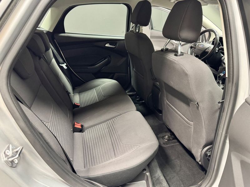 Ford Focus bild 10