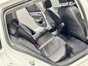 Volkswagen Passat bild 10