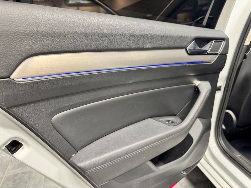 Volkswagen Passat bild 9