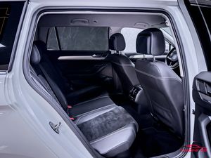 Volkswagen Passat bild 16