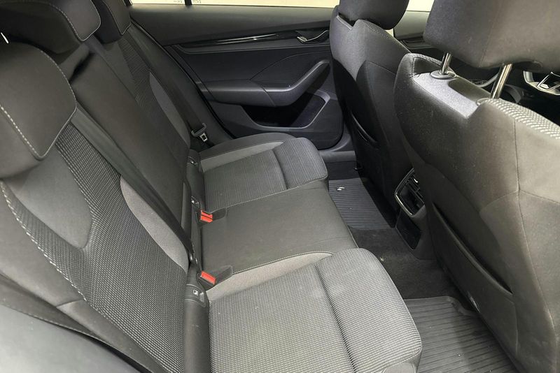 Skoda Octavia bild 8