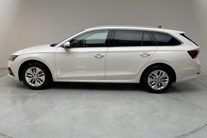 Skoda Octavia bild 2