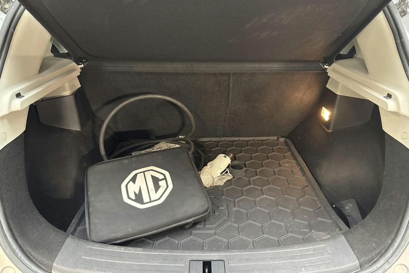 MG ZS EV bild 9