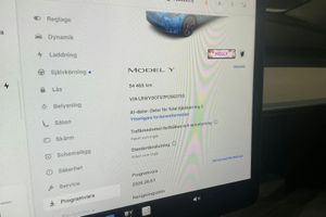 Tesla Model Y bild 18