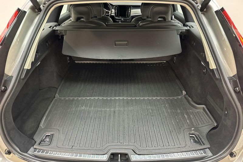 Volvo V90 bild 9