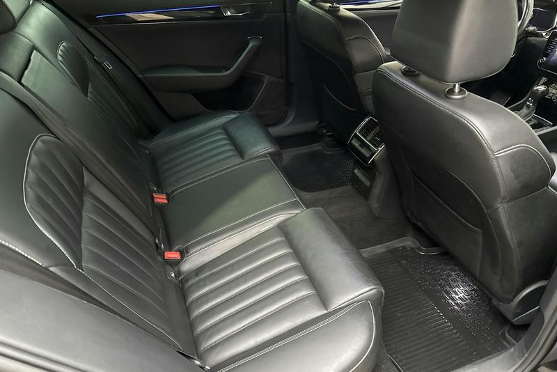 Skoda Superb bild 8