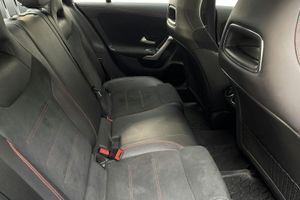 Mercedes CLA200 bild 8