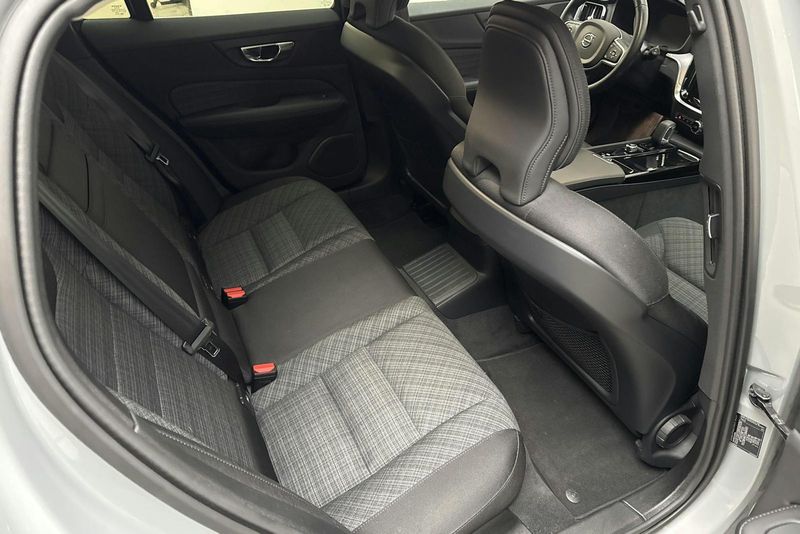Volvo V60 bild 8