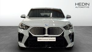 BMW iX2 bild 8