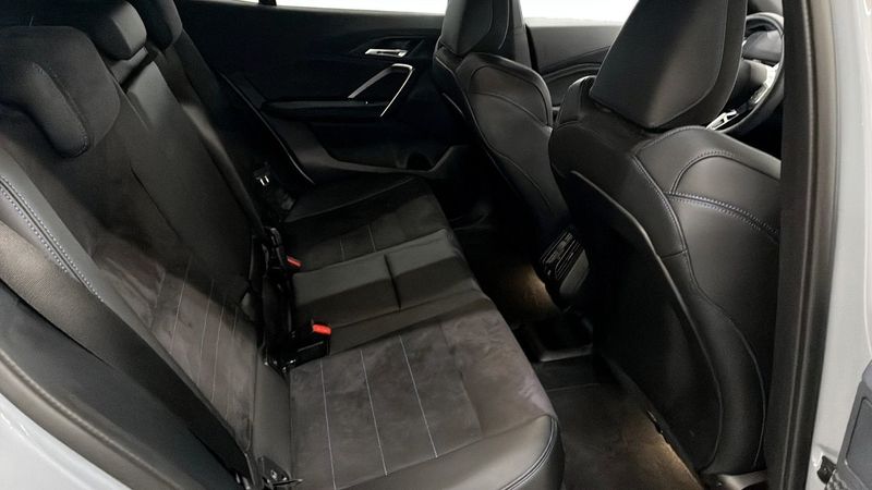 BMW iX2 bild 5