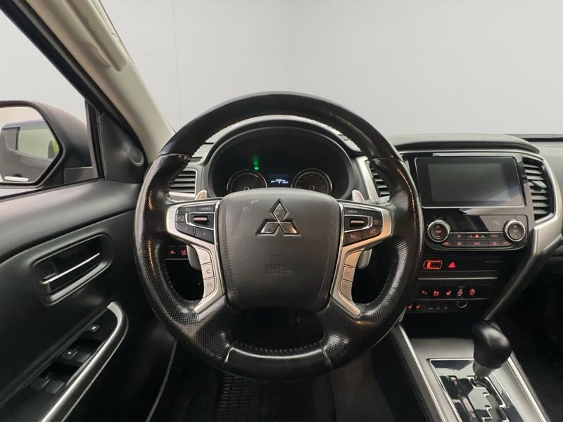 Mitsubishi L200 bild 16