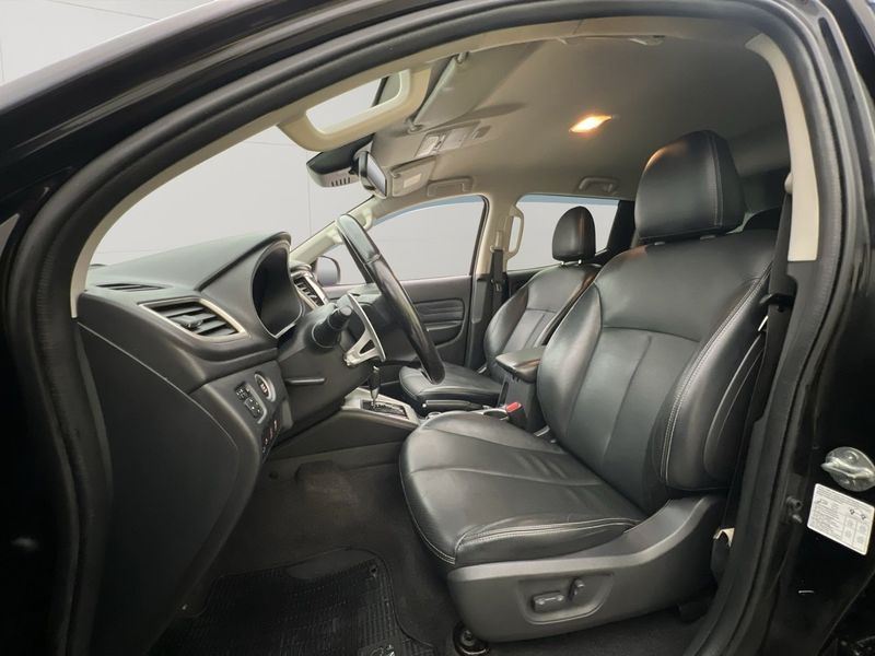 Mitsubishi L200 bild 14