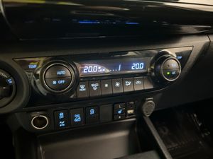 Toyota Hilux bild 25