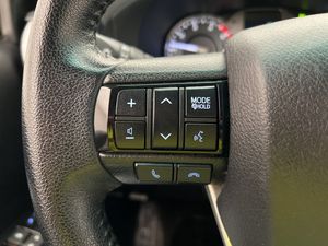 Toyota Hilux bild 18
