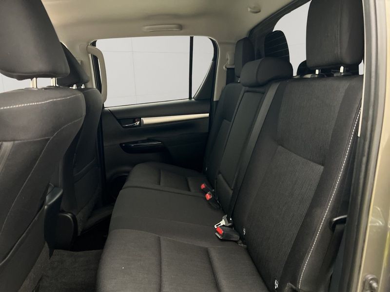 Toyota Hilux bild 26
