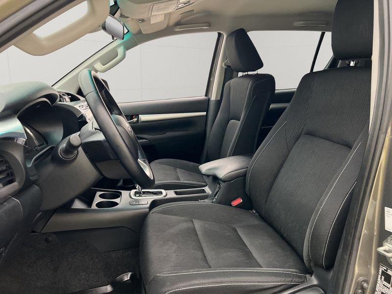 Toyota Hilux bild 13