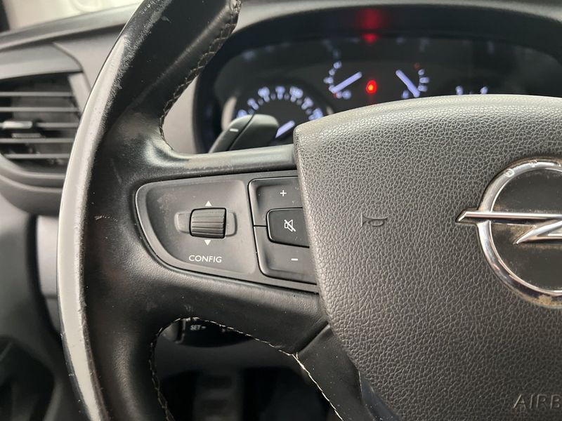 Opel Vivaro bild 23
