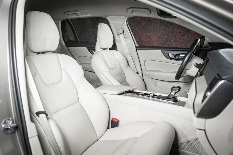 Volvo V60 bild 27