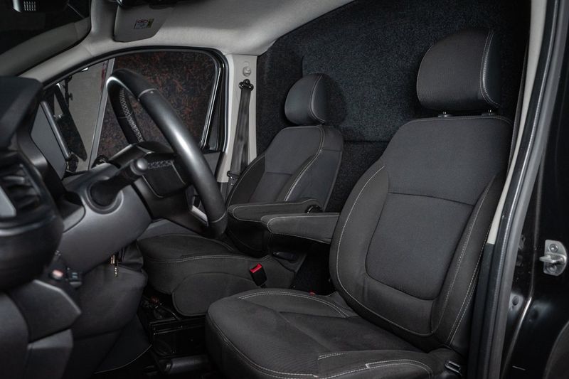 Renault Trafic bild 20