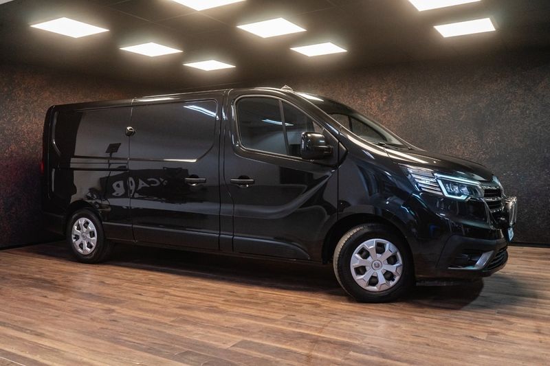 Renault Trafic bild 2