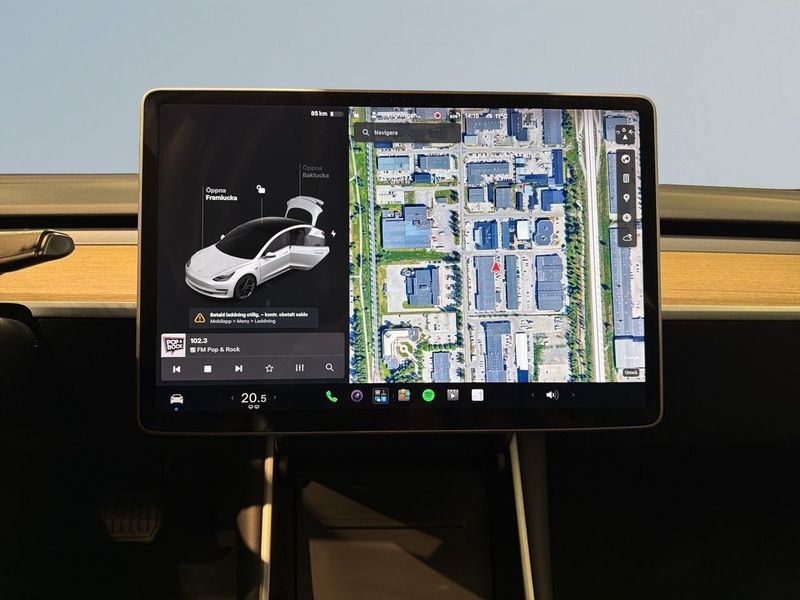 Tesla Model 3 bild 11