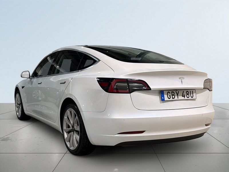 Tesla Model 3 bild 5