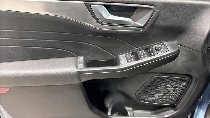 Ford Kuga bild 11