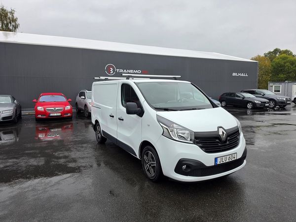 Renault Trafic Skåp Man 120hk | DIESELVÄRMARE | DRAG | NAVI | TAKRÄCKE - 2015