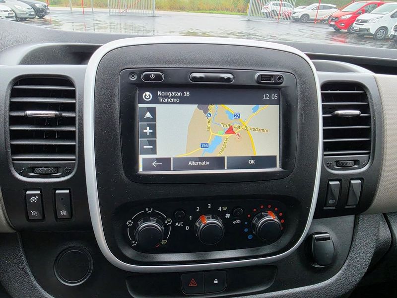 Renault Trafic bild 18