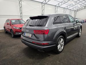 Audi Q7 bild 8