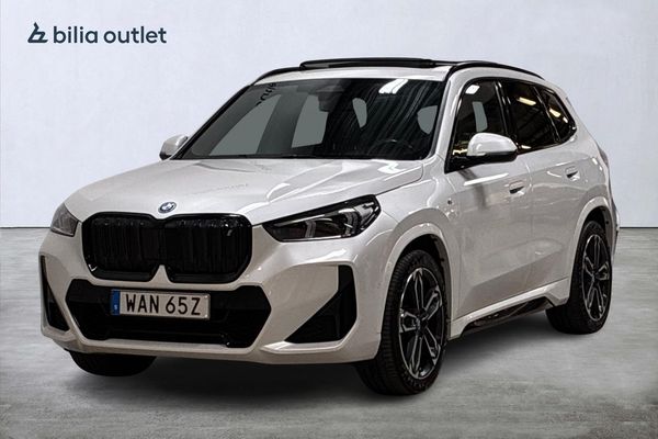 BMW iX1 xDrive30 M Sport 306hk Panorama Widescreen Carplay - 2023