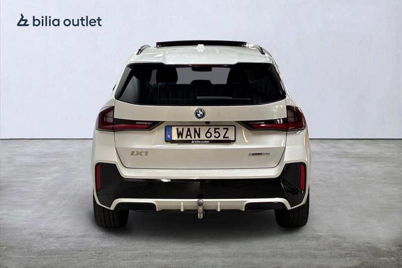 BMW iX1 bild 7