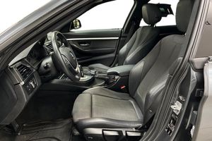 BMW 320 bild 13