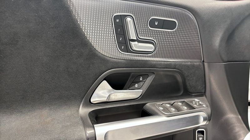 Mercedes EQB300 bild 11