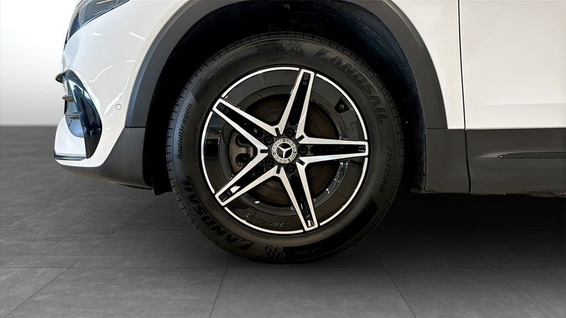 Mercedes EQB300 bild 9