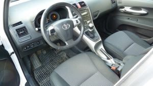 Toyota Auris bild 6