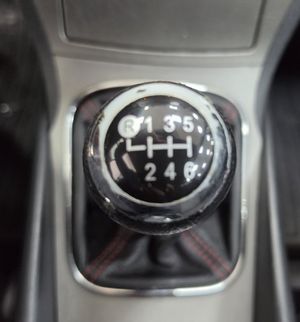 Toyota Avensis bild 17