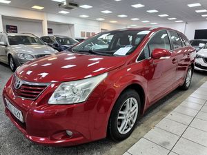 Toyota Avensis bild 2