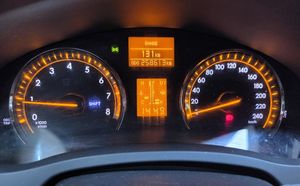 Toyota Avensis bild 11