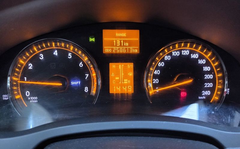 Toyota Avensis bild 11